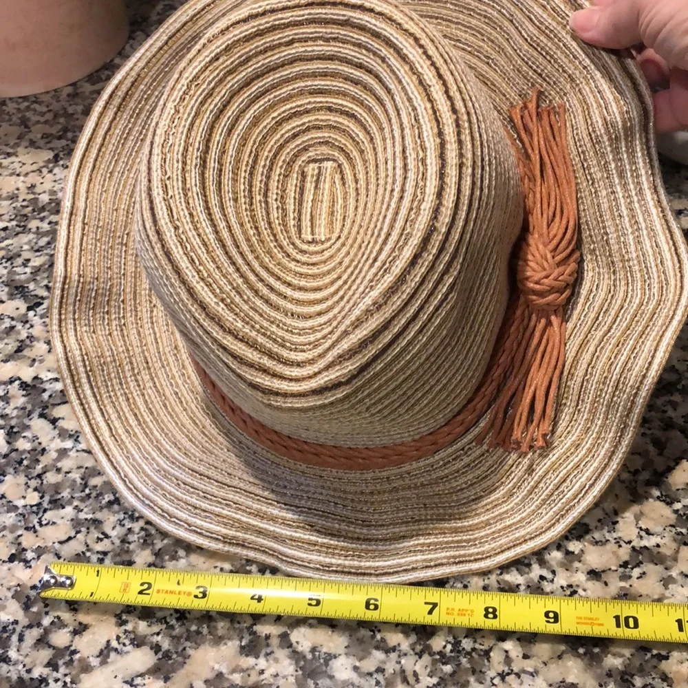 D&Y Bendable Fashion Hat